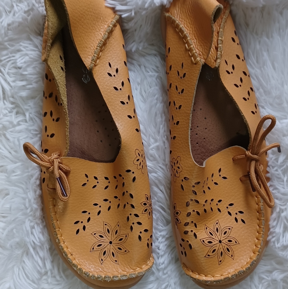 Socofy mustard loafers